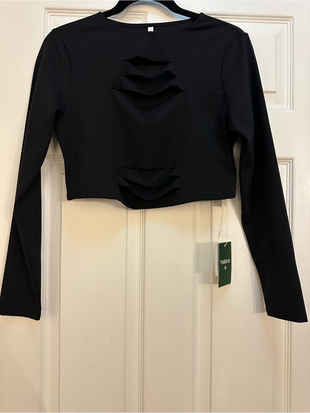 HALARA Black Long-Sleeve Cutout Crop Top Sz Lg - New with Tags - Picture 5 of 5